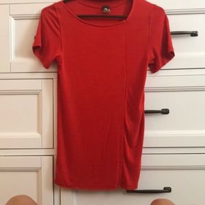 beautiful poppy color shirt